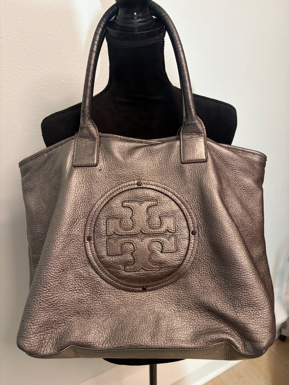 🖤 Tory Burch Pebbled Leather Tote – Metallic Bronze / Gunmetal Logo 🖤